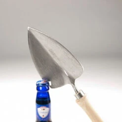 Pflanzkelle Mit Flaschenöffner Sneeboer -Saemereien sneeboer pflanzkelle mit oeffner3