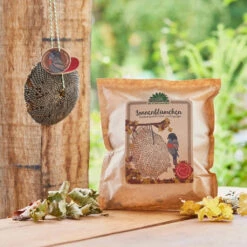 Sonnenblumenkopf Mit Samen Für Vögel -Saemereien sonnenbluemchen fuer voegel4